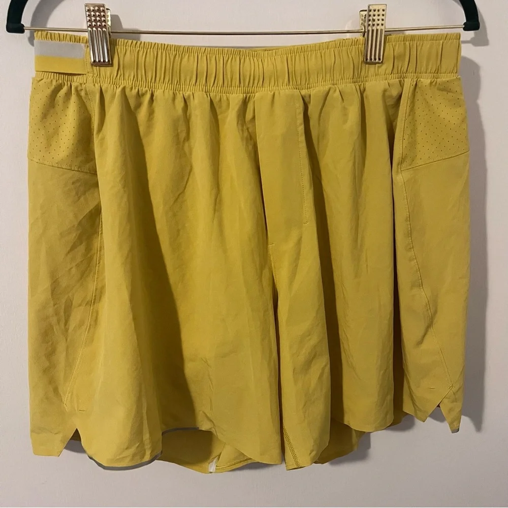Lululemon Surge Lined Short 6" Soleil Yellow Men’s Size Large EUC - Picture 4 of 14